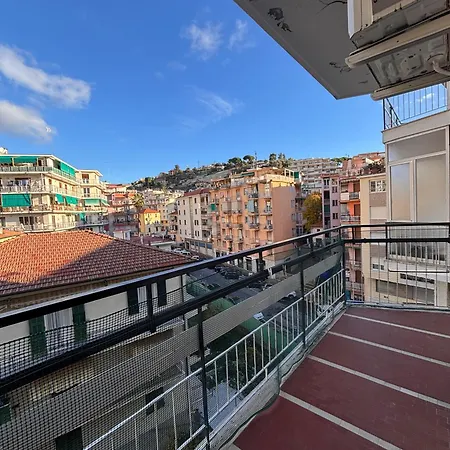 Casa Arcobaleno 圣雷默